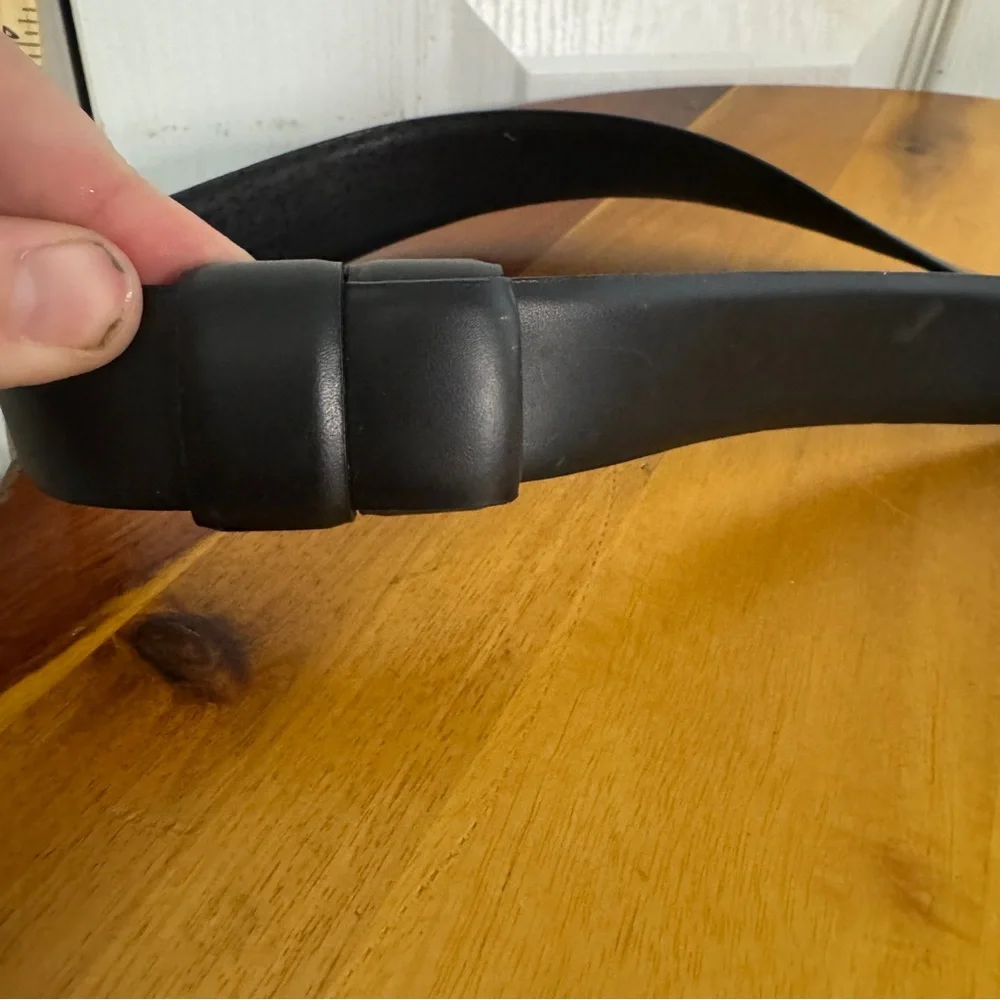 Chico’s‎ slide adjustable snake buckle belt size medium/large